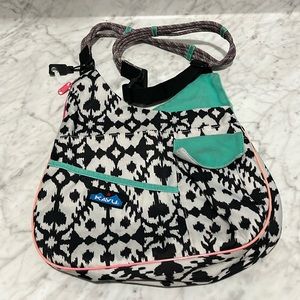 Kavu crossbody bag purse